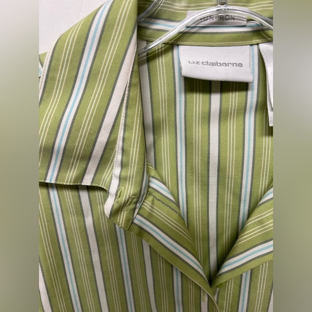 LIZ CLAIBORNE NON-IRON GREEN/WHITE STRIPE LONG SLEEVE BLOUSE. SIZE 8 NWOT - Picture 9 of 9